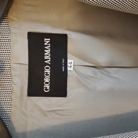 Giorgio Armani blazer - Picture 2 of 10